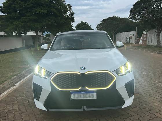 BMW iX2 64,8 KW ELÉTRICO XDRIVE30 M SPORT BMW iX2 64,8 KW ELÉTRICO XDRIVE30 M SPORT